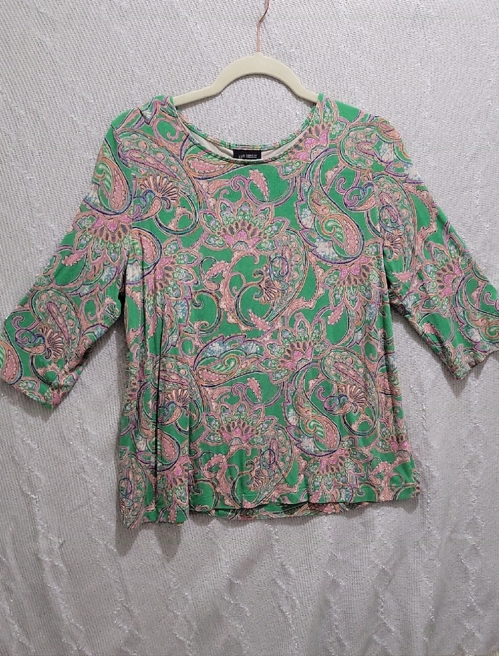J. Jill Green and Pink Paisley Jersey Knit Slub Scoop Neck Top Sz M